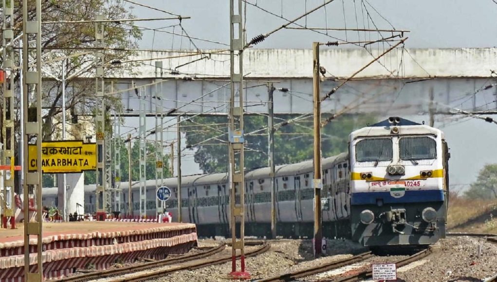 Chakarbhata-rail-station