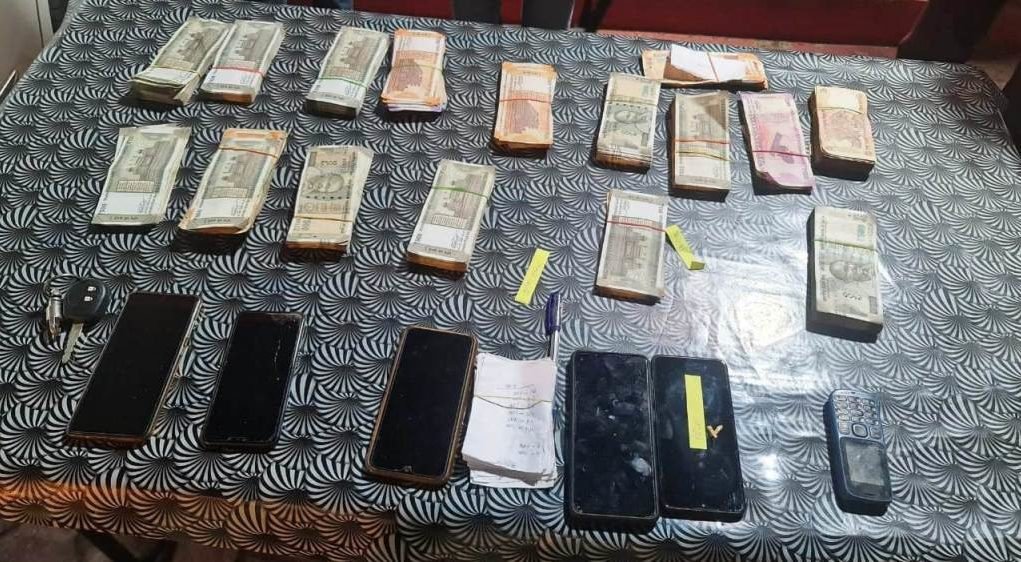 Satta Sirgitti police 2