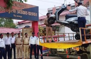 Bilaspur: ट्रैफिक रूल तोड़ने के कारण 1920 ड्राइविंग लाइसेंस निरस्त, दुर्घटना हुई तो दोबारा नहीं बनेगा