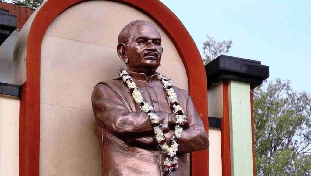 Shayamlal Chaturvedi 1