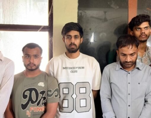 IGKV पेपर लीक का 36 घंटे में खुलासा, दुर्ग के मास्टरमाइंड प्रोफेसर समेत छह गिरफ्तार