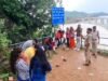 उफनते खूंटाघाट बांध का गेट फांद, जान जोखिम में डालकर सेल्फी, पुलिस ने लगवाई उठक-बैठक