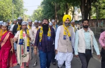 SIR को लेकर AAP का विरोध, राष्ट्रपति के नाम ज्ञापन सौंपकर CEC के खिलाफ कार्रवाई की मांग