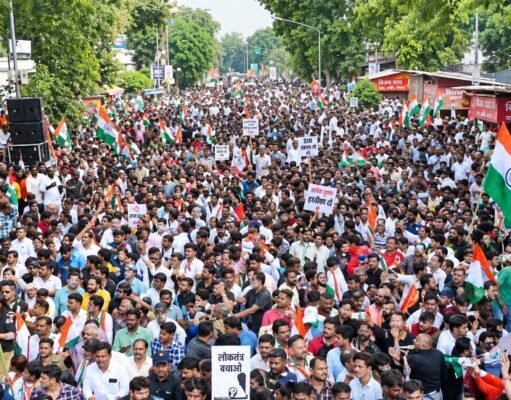 ज्ञानेश कुमार के इस्तीफे की मांग पर CJP का प्रदर्शन, दिल्ली में Ex CM सहित 700 से अधिक हिरासत में